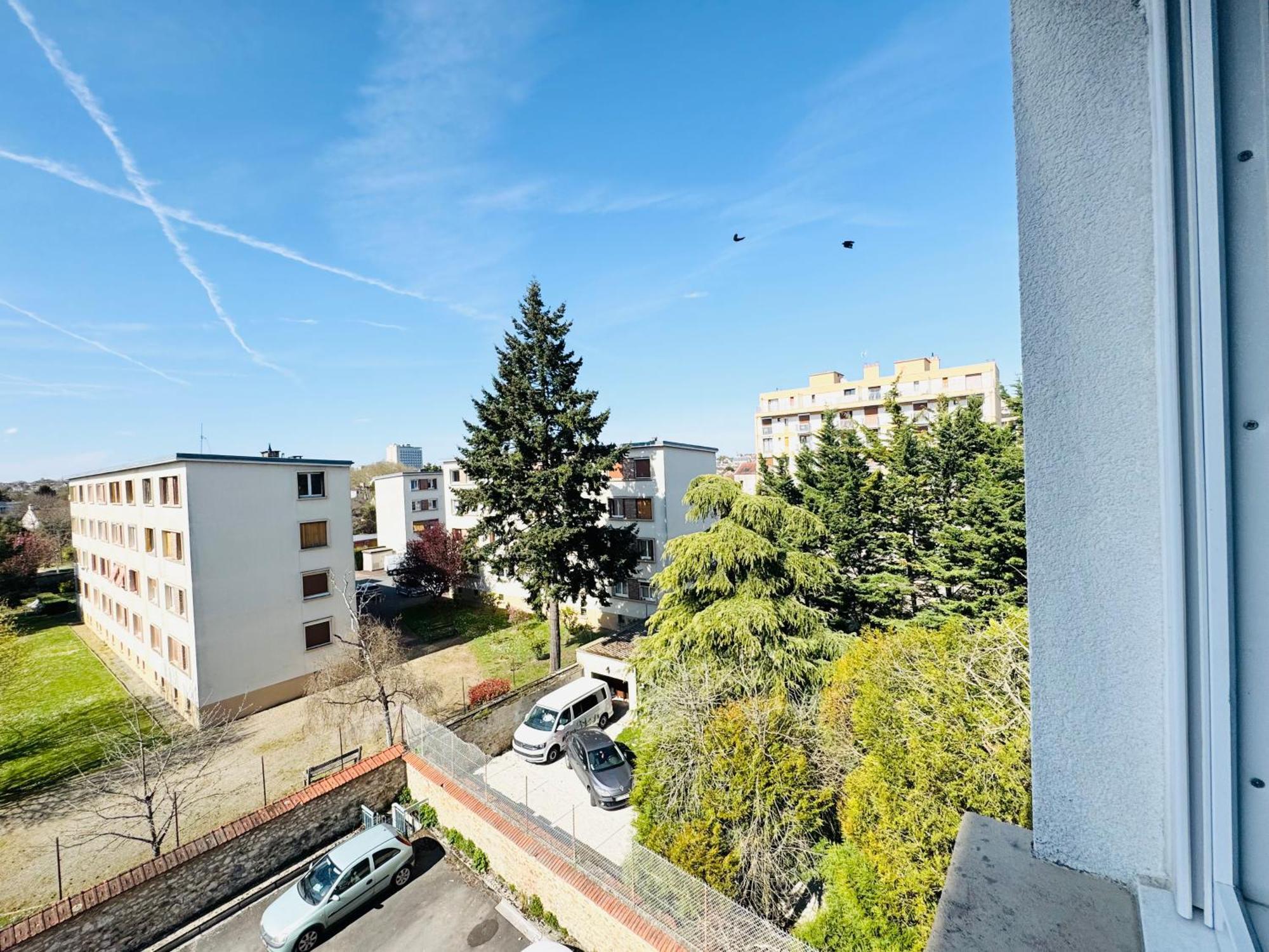Studio A 300 Metres De La Gare Et 25 Minutes De Paris En Train Melun Exteriér fotografie